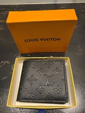 Designer L. V EMBOSSED LEATHER BIFOLD WALLET